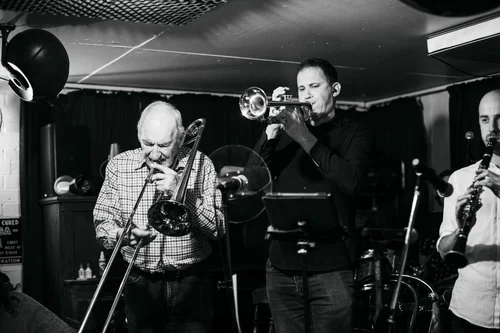 JazzCellar